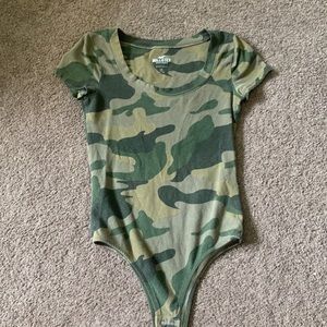 HOLLISTER camp body suit